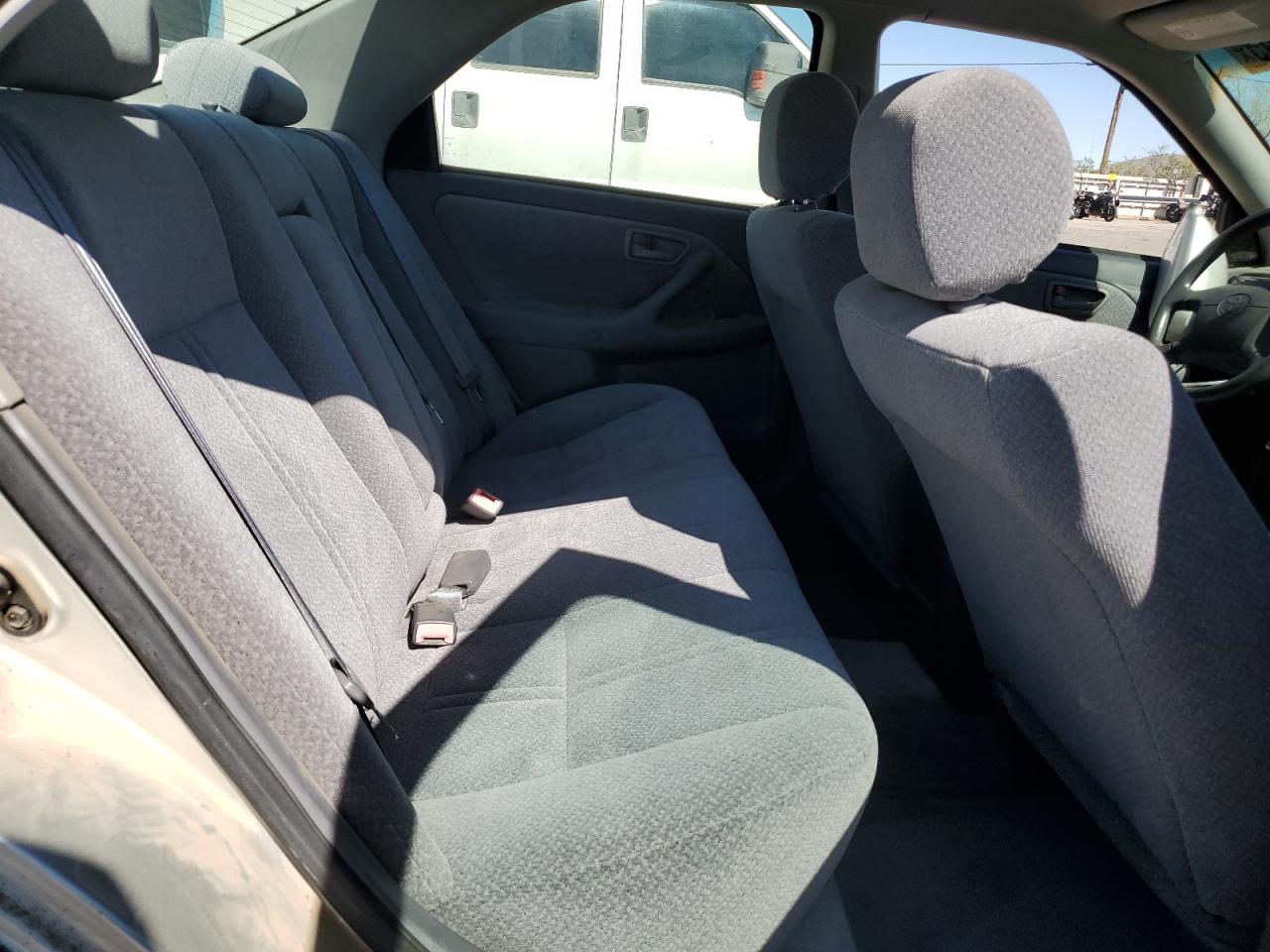 2000 Toyota Camry Le VIN: JT2BF28K3Y0239118 Lot: 87199995