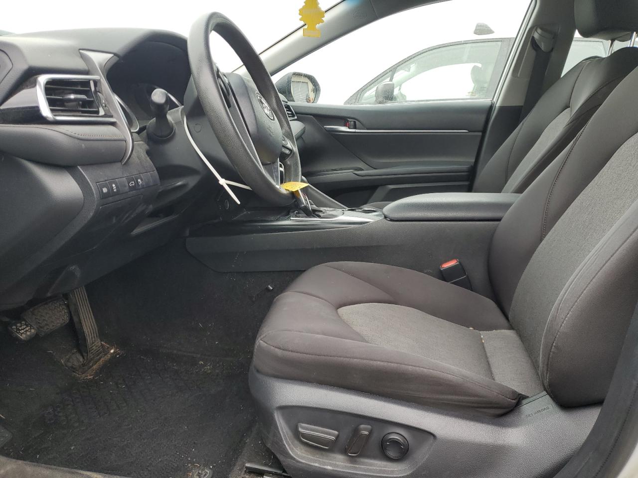 2018 Toyota Camry L VIN: 4T1B11HK9JU616884 Lot: 85708625