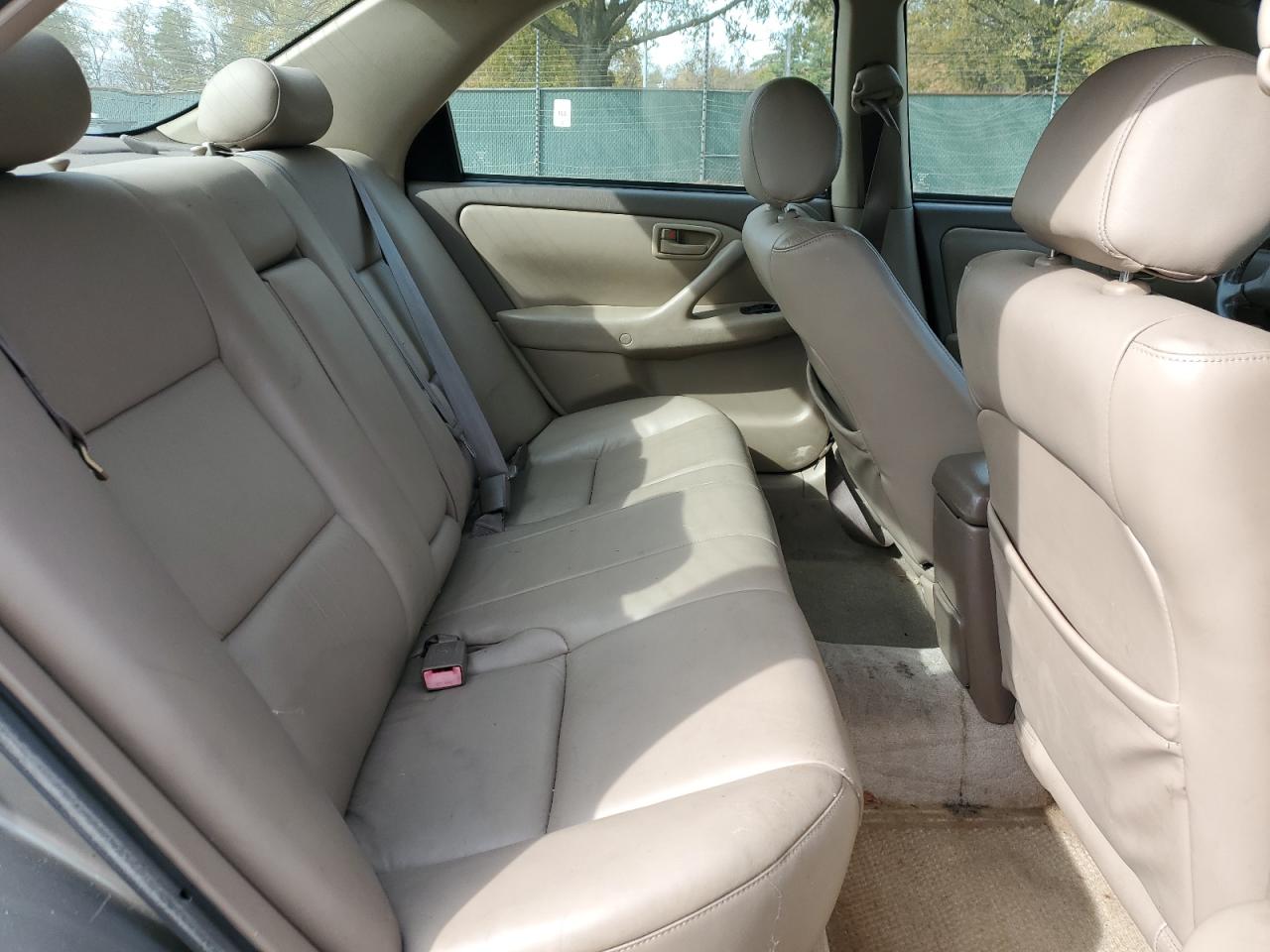 2000 Toyota Camry Le VIN: 4T1BF28K5YU110258 Lot: 90352495