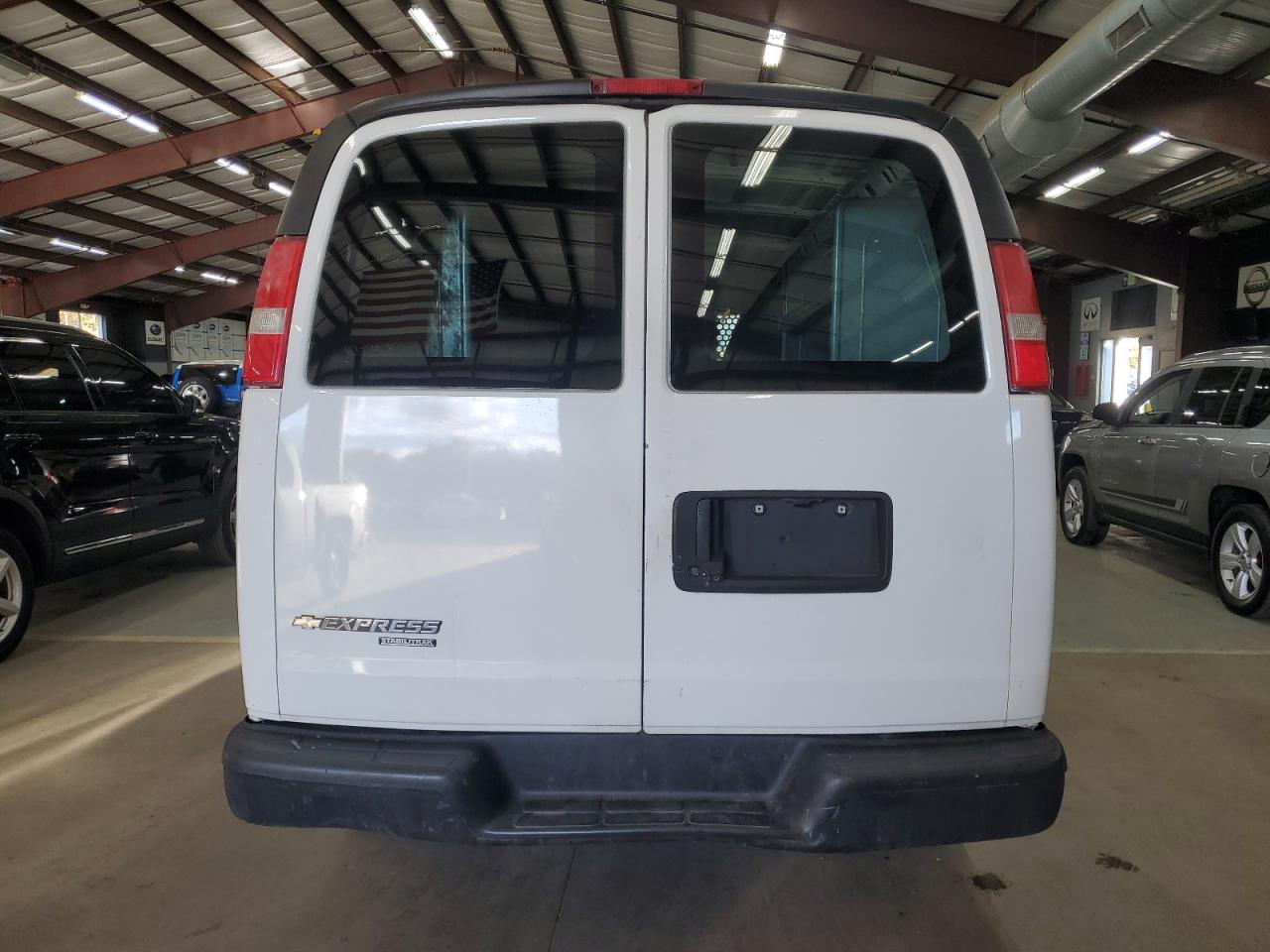 2016 Chevrolet Express G2500 VIN: 1GCWGAFFXG1143310 Lot: 89856405