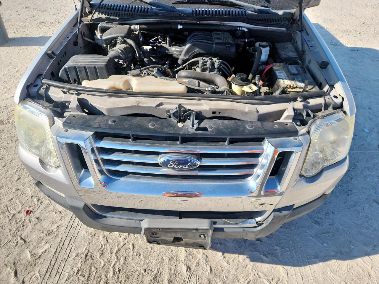 2010 Ford Explorer Sport Trac Xlt VIN: 1FMEU3BE0AUF05868 Lot: 82421235