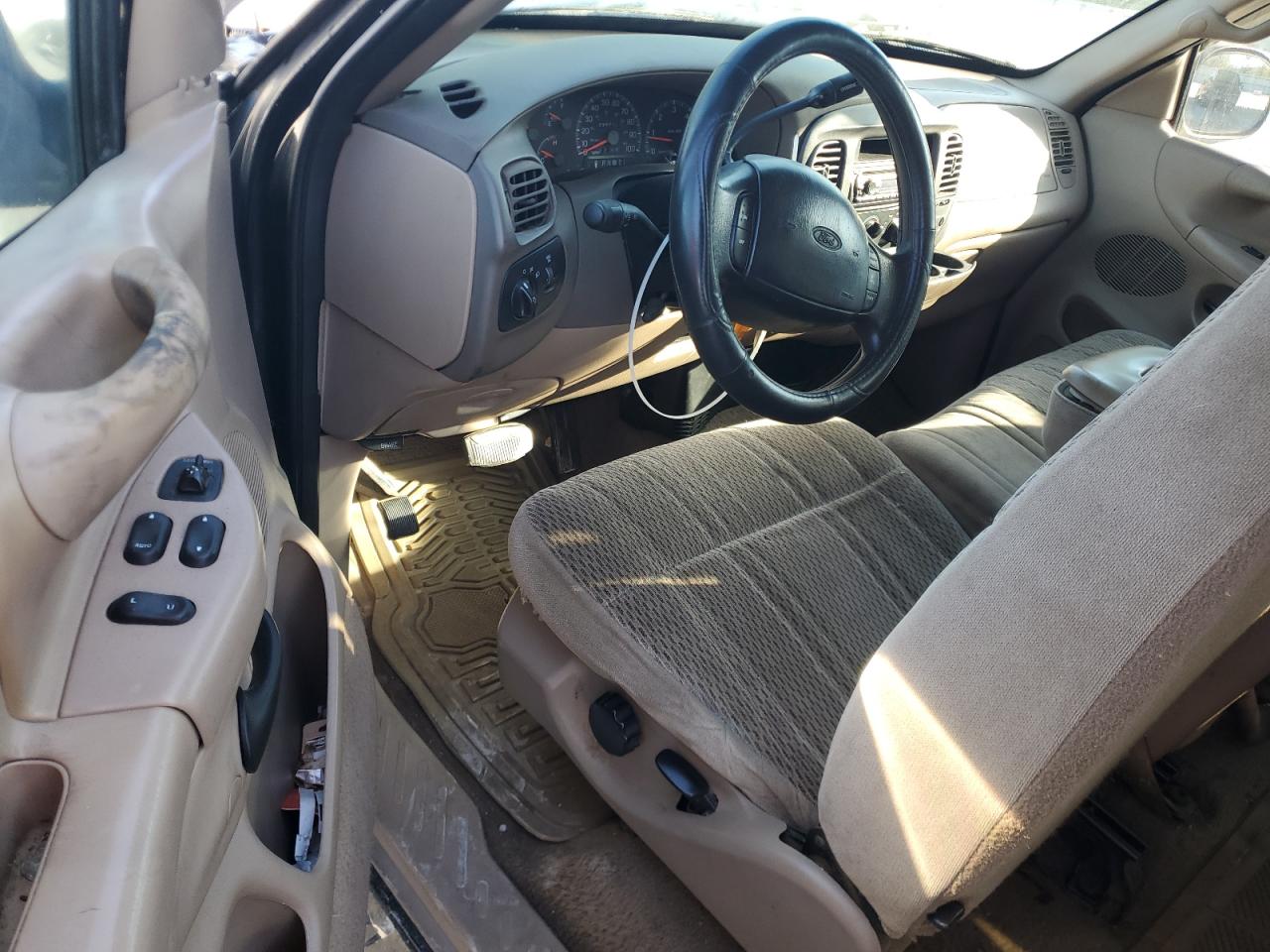 1998 Ford F150 VIN: 1FTZX1760WNB30598 Lot: 82669755