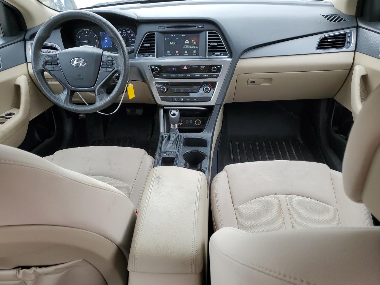 2017 Hyundai Sonata Se VIN: 5NPE24AF8HH526420 Lot: 82600645