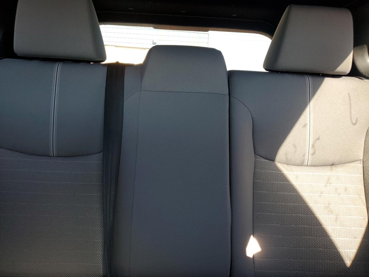 2023 Toyota Corolla Cross Le VIN: 7MUFBABGXPV004770 Lot: 85767145