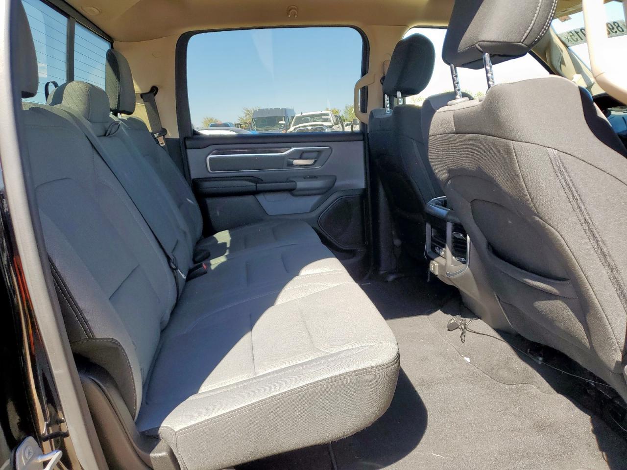 2019 Ram 1500 Big Horn/Lone Star VIN: 1C6RREFT6KN635278 Lot: 89882915