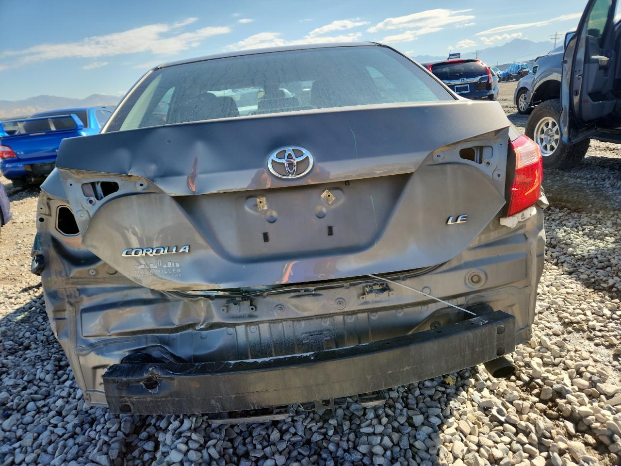 2017 Toyota Corolla L VIN: 2T1BURHE5HC797400 Lot: 81884735