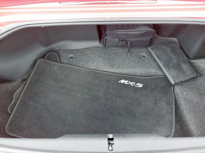 2005 MAZDA MX-5 SPORT 