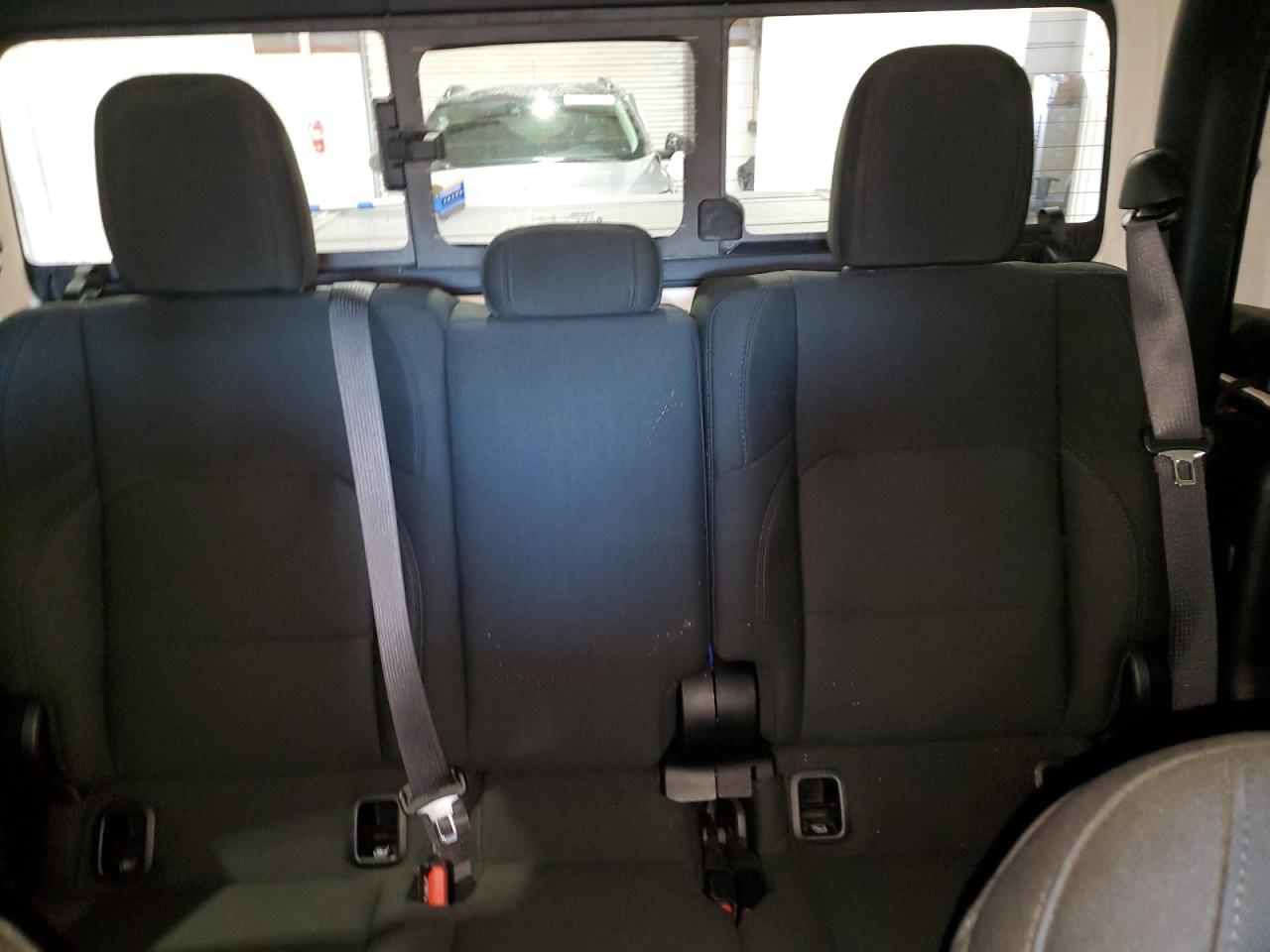 2020 Jeep Gladiator Overland VIN: 1C6HJTFG0LL124706 Lot: 90398155