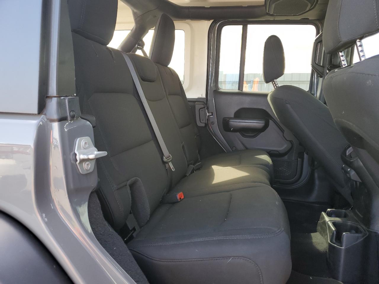 2019 Jeep Wrangler Unlimited Sport VIN: 1C4HJXDN1KW689612 Lot: 86137505