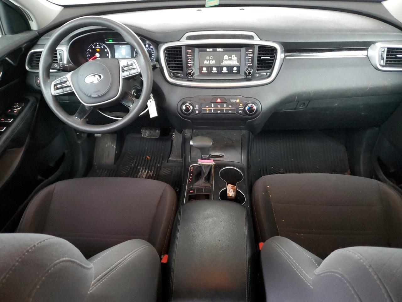 2019 Kia Sorento L VIN: 5XYPG4A3XKG572698 Lot: 82761865