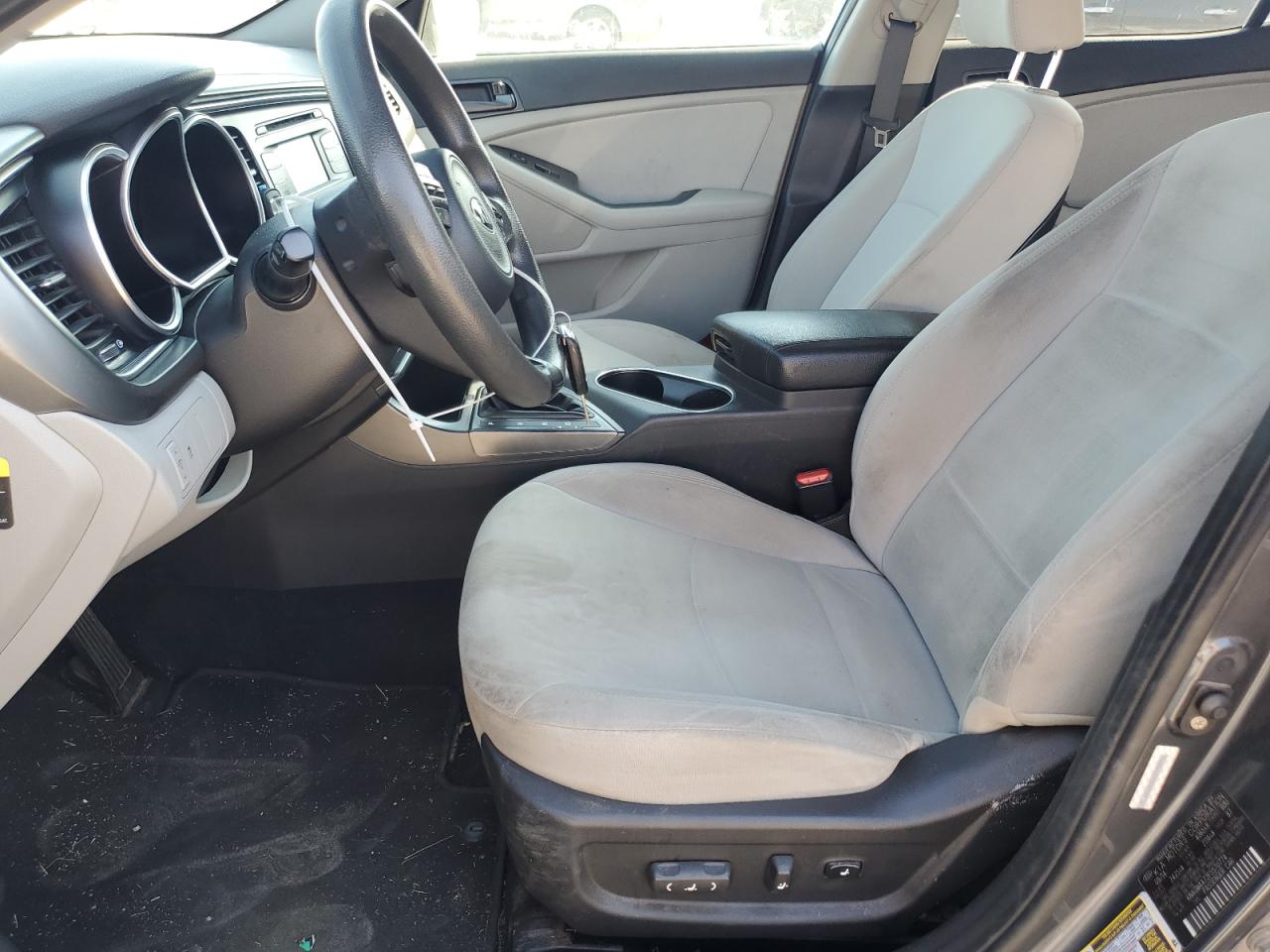 2015 Kia Optima Lx VIN: KNAGM4A72F5570774 Lot: 84941925