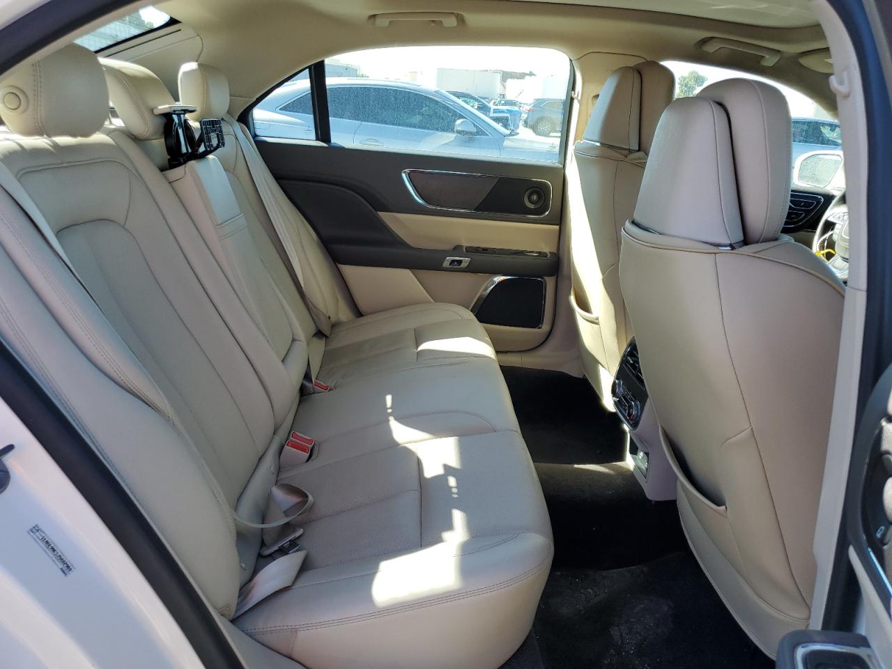 2018 Lincoln Continental Reserve VIN: 1LN6L9NC1J5602981 Lot: 85561575