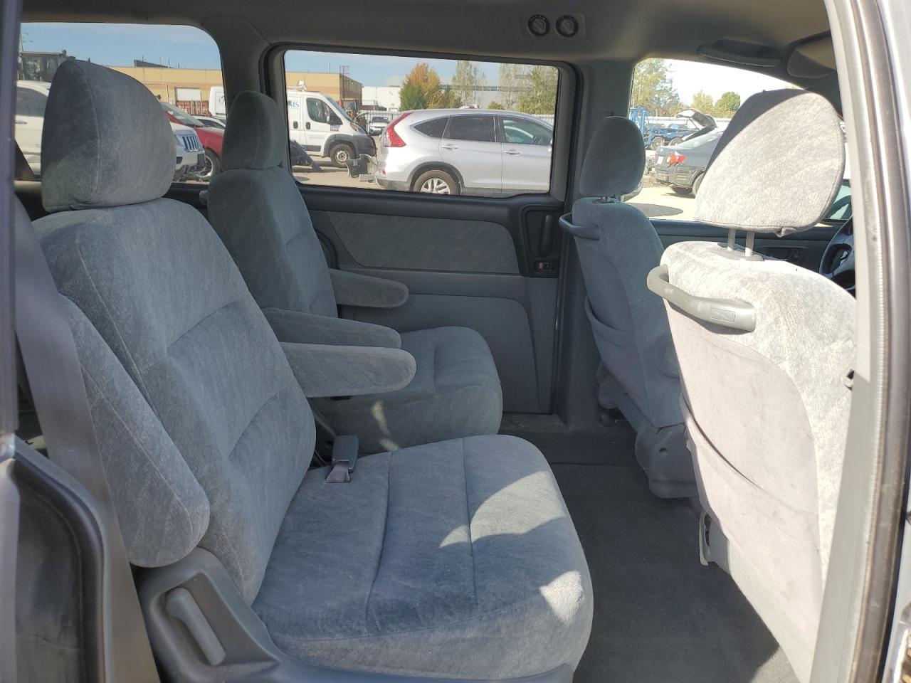 2000 Honda Odyssey Ex VIN: 2HKRL1863YH012686 Lot: 82359395