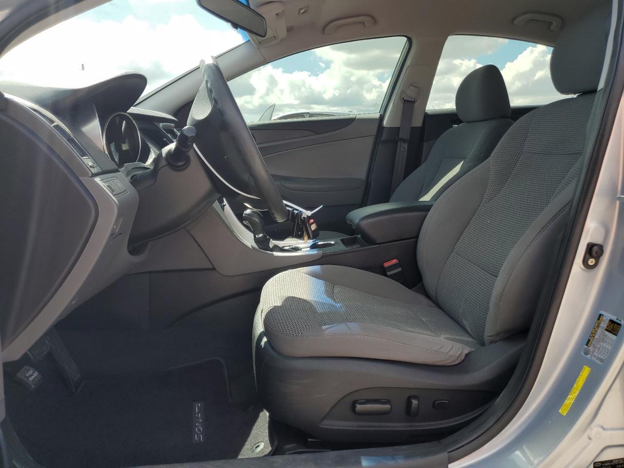 2011 Hyundai Sonata Gls VIN: 5NPEB4AC7BH117869 Lot: 82349305