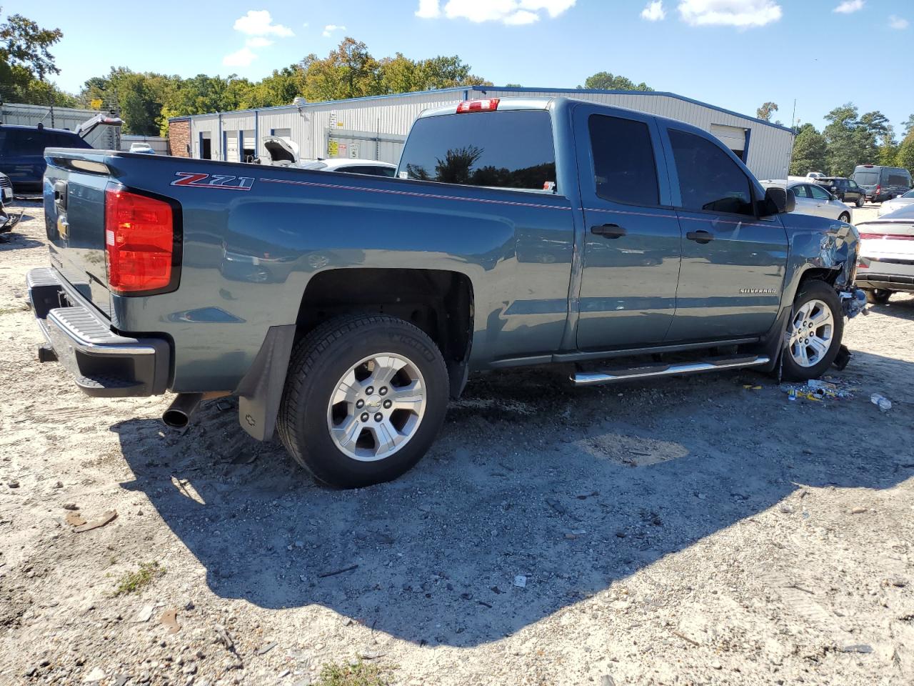 2014 Chevrolet Silverado C1500 Lt VIN: 1GCRCREC3EZ261325 Lot: 82178435