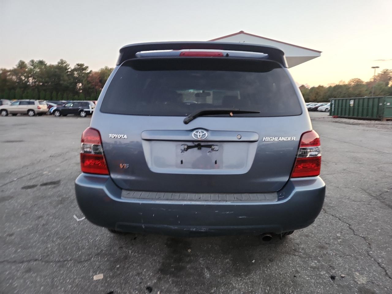 2007 Toyota Highlander Sport VIN: JTEDP21A770142416 Lot: 89523145