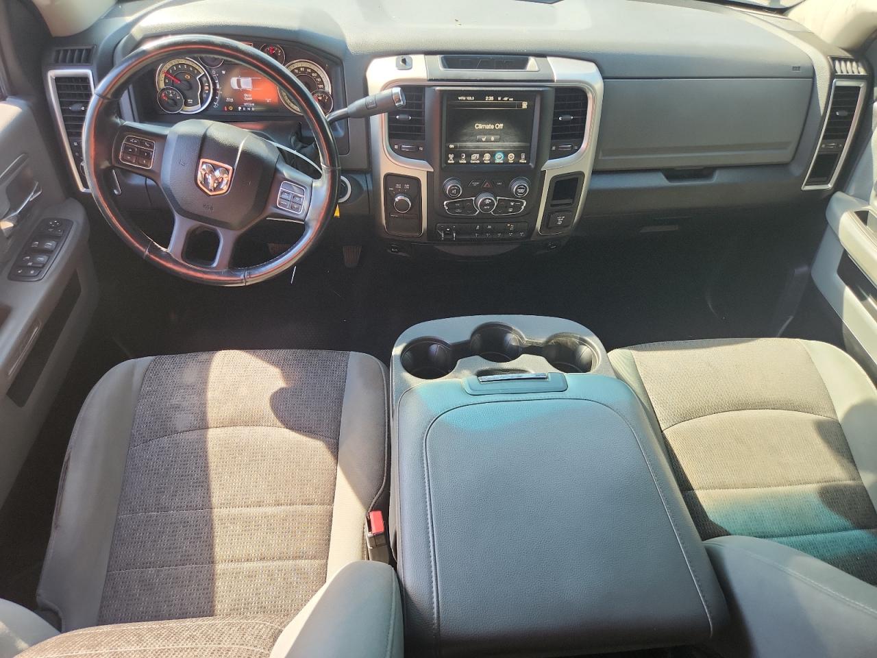 2016 Ram 2500 Slt VIN: 3C6UR5DJ2GG368328 Lot: 86330025