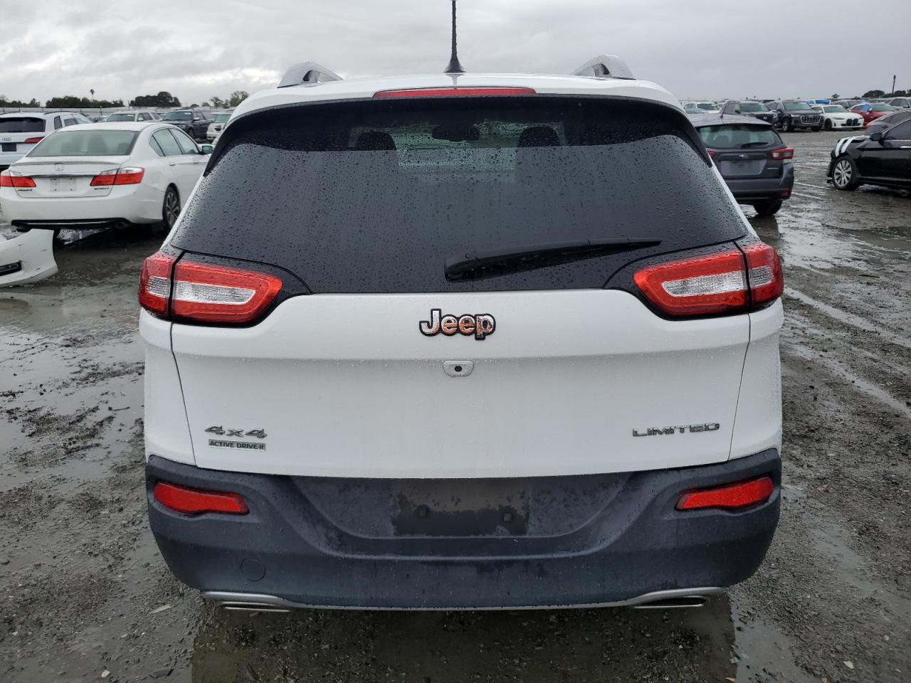 2015 Jeep Cherokee Limited VIN: 1C4PJMDS9FW705951 Lot: 81993095