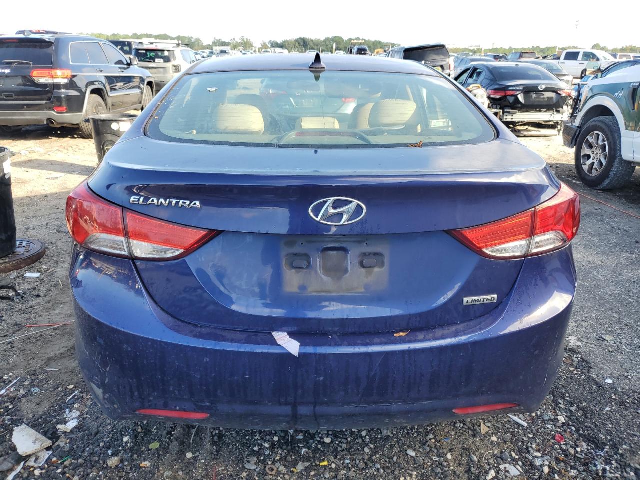 2013 Hyundai Elantra Gls VIN: 5NPDH4AE3DH367236 Lot: 82291075