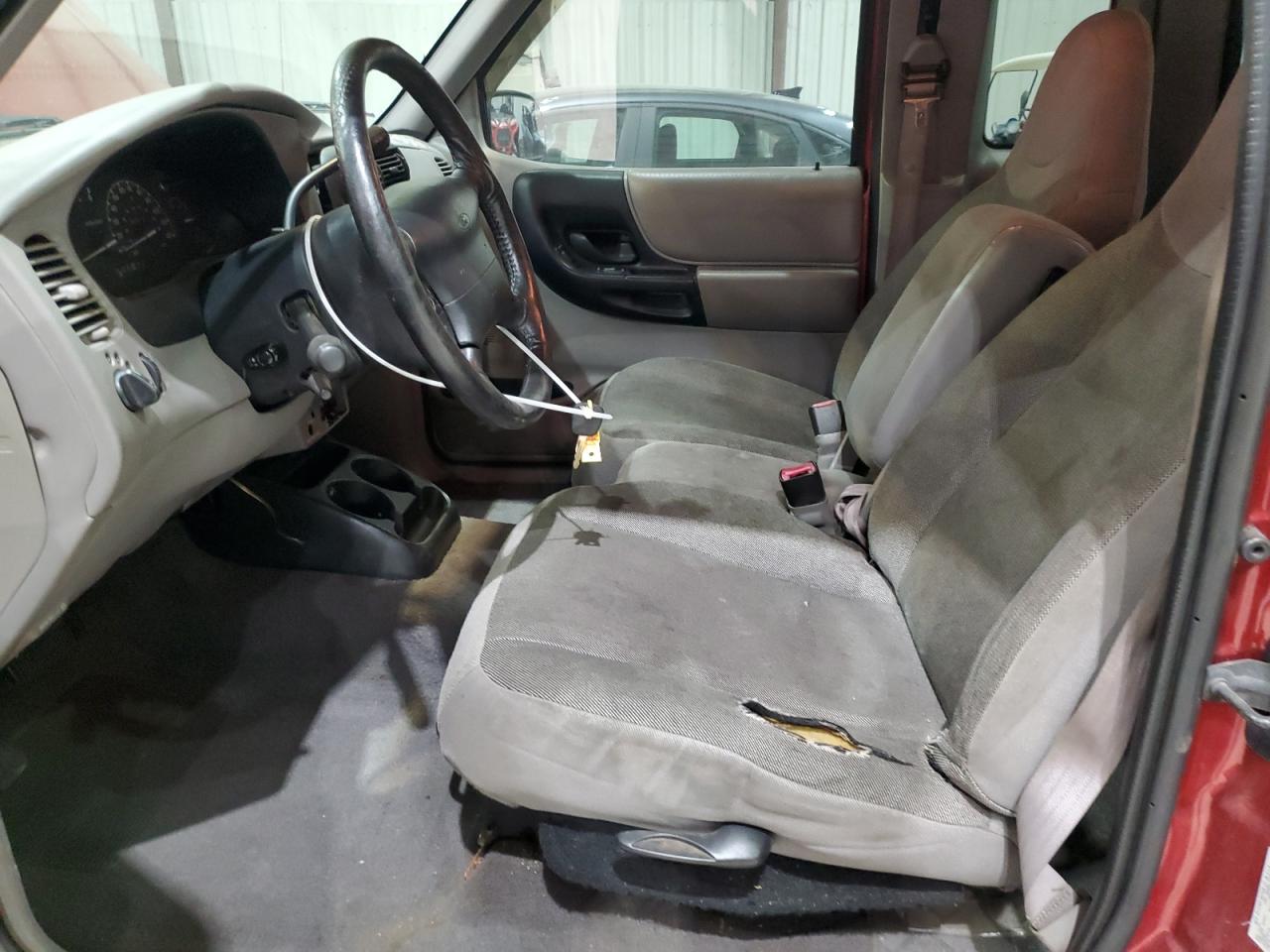 2000 Ford Ranger Super Cab VIN: 1FTZR15X7YTA39610 Lot: 85895955