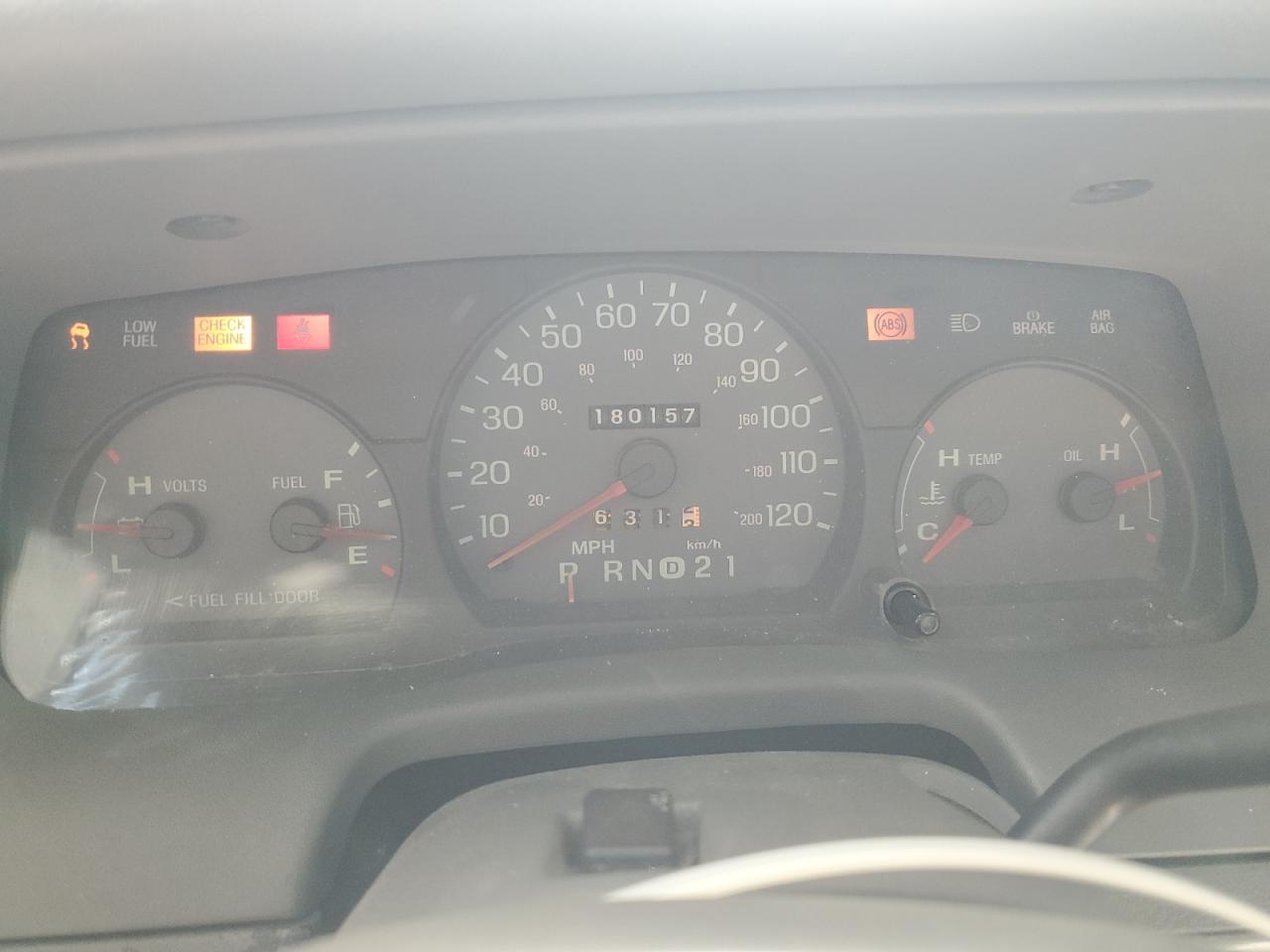 2003 Mercury Grand Marquis Gs VIN: 2MEFM74W63X603318 Lot: 87012245