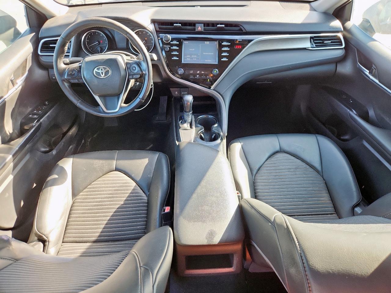 2018 Toyota Camry L VIN: 4T1B11HK7JU558760 Lot: 86340905