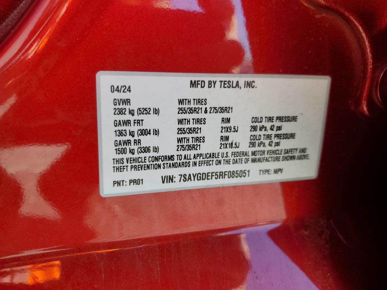 2024 Tesla Model Y VIN: 7SAYGDEF5RF085051 Lot: 87233325