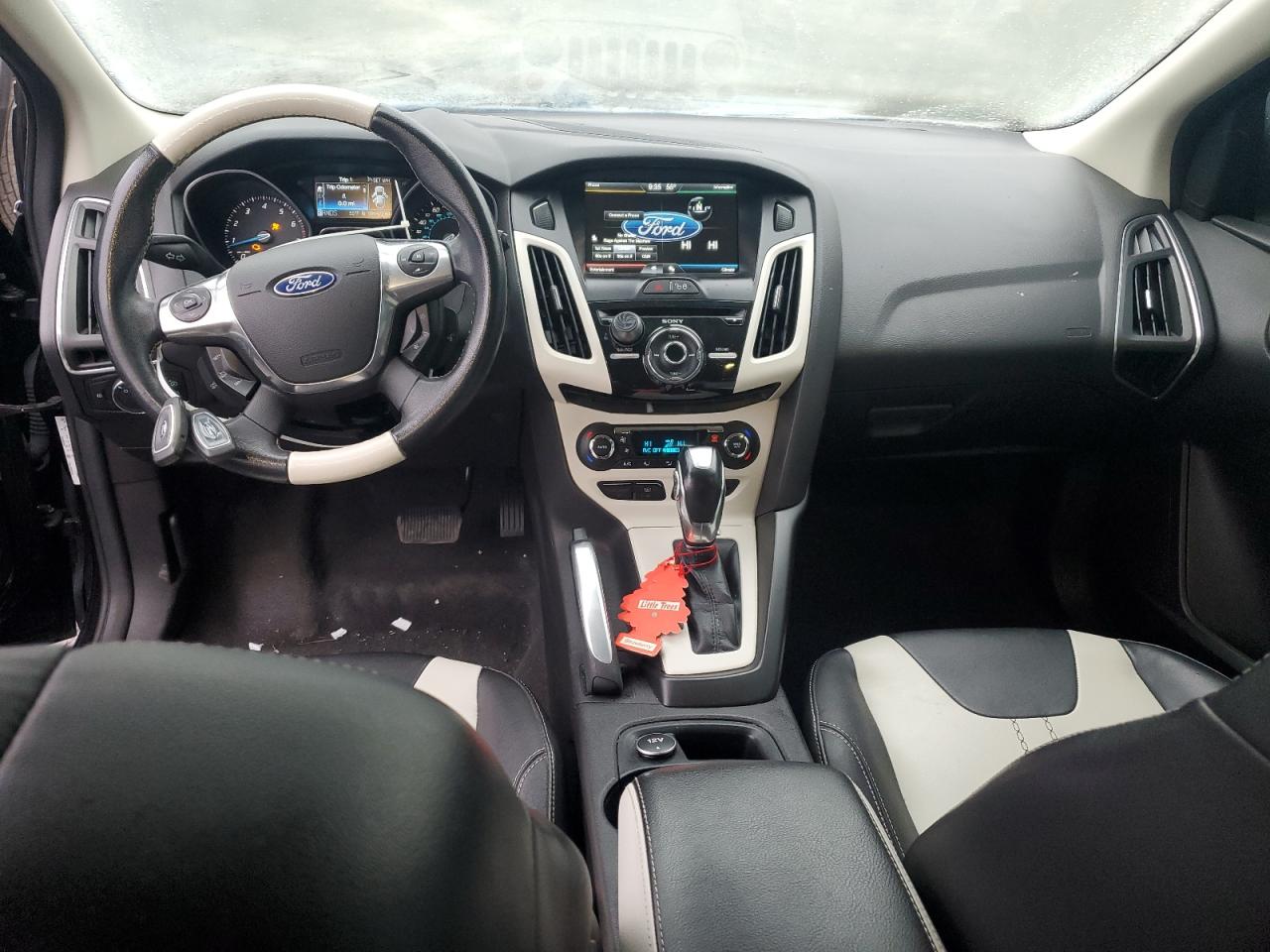 2012 Ford Focus Titanium VIN: 1FAHP3N2XCL324270 Lot: 89924235