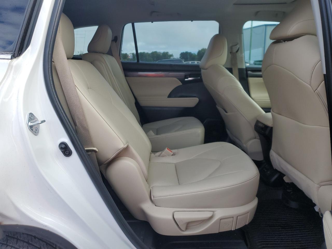 2023 Toyota Highlander L VIN: 5TDKDRAH1PS007553 Lot: 85835985