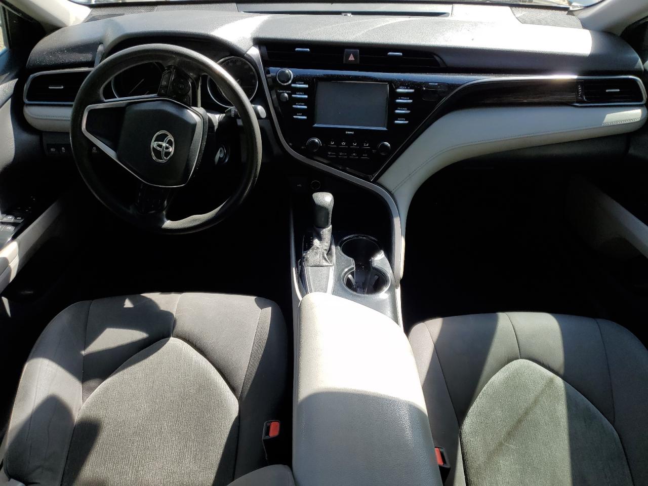 2020 Toyota Camry L VIN: 4T1A11AKXLU921819 Lot: 86229125