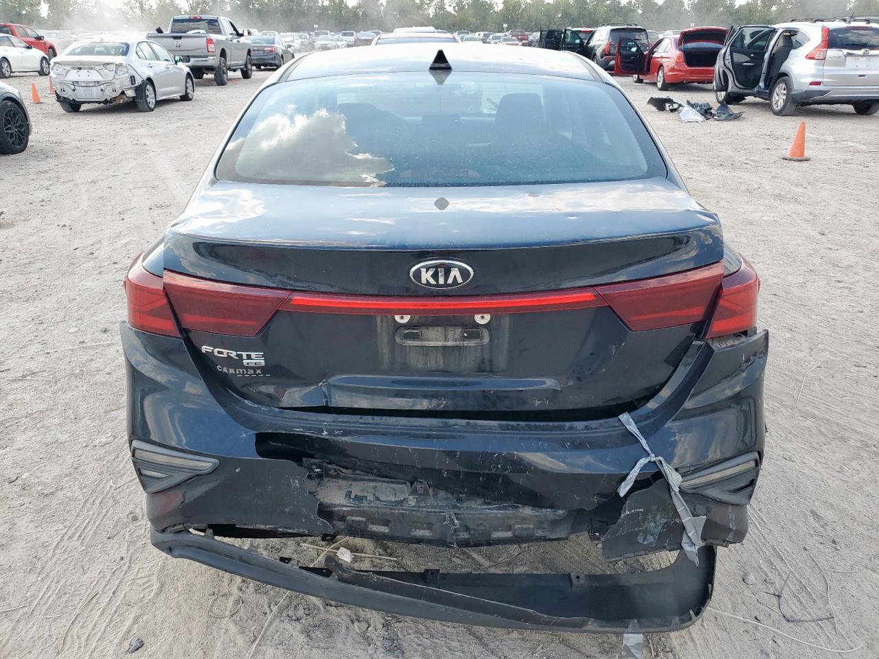 2019 Kia Forte Fe VIN: 3KPF24AD8KE012940 Lot: 84569995