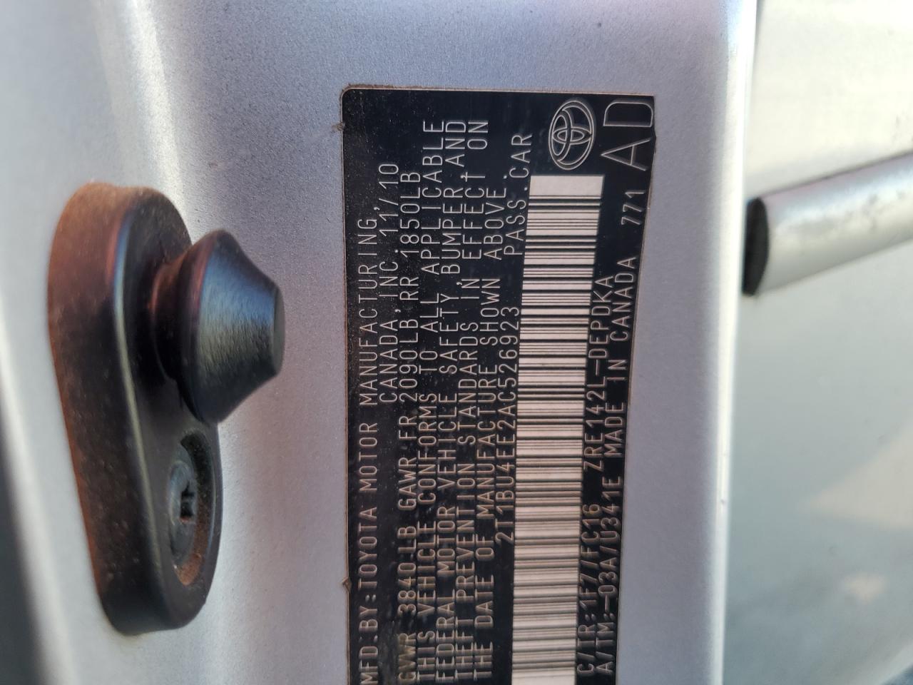 2010 Toyota Corolla Base VIN: 2T1BU4EE2AC526923 Lot: 86510855