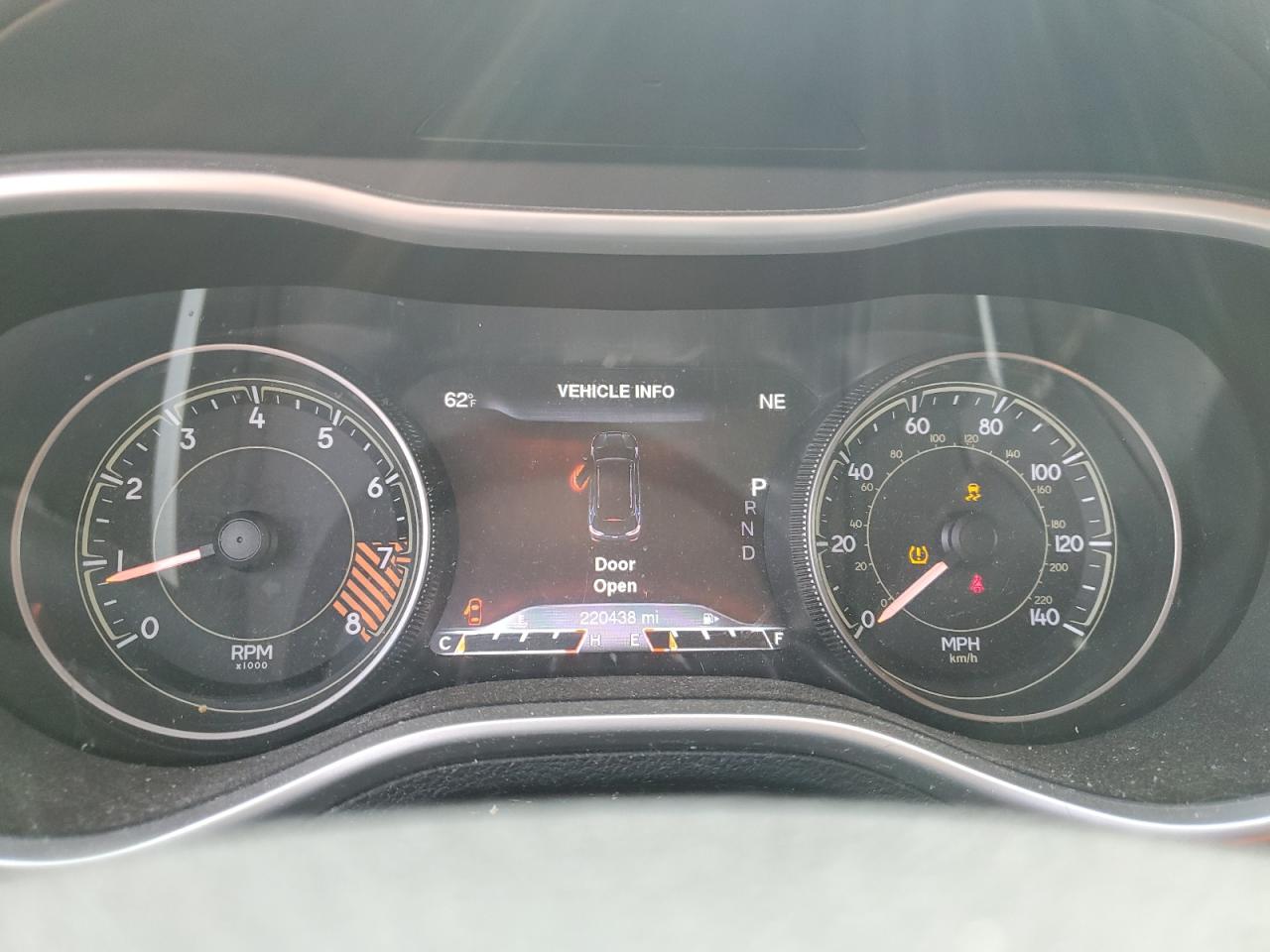 2014 Jeep Cherokee Trailhawk VIN: 1C4PJMBS3EW212364 Lot: 85478035