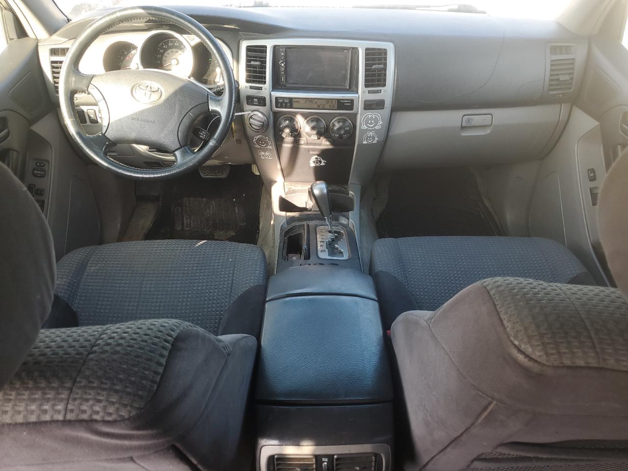 2005 Toyota 4Runner Sr5 VIN: JTEBU14R050057331 Lot: 82467565