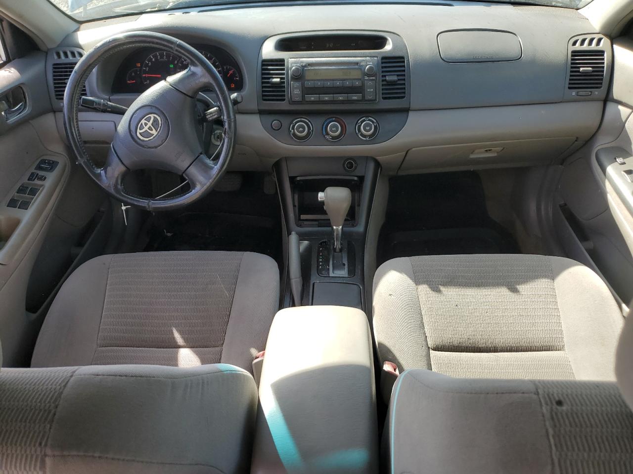 2005 Toyota Camry Le VIN: 4T1BE32K55U084340 Lot: 84587055