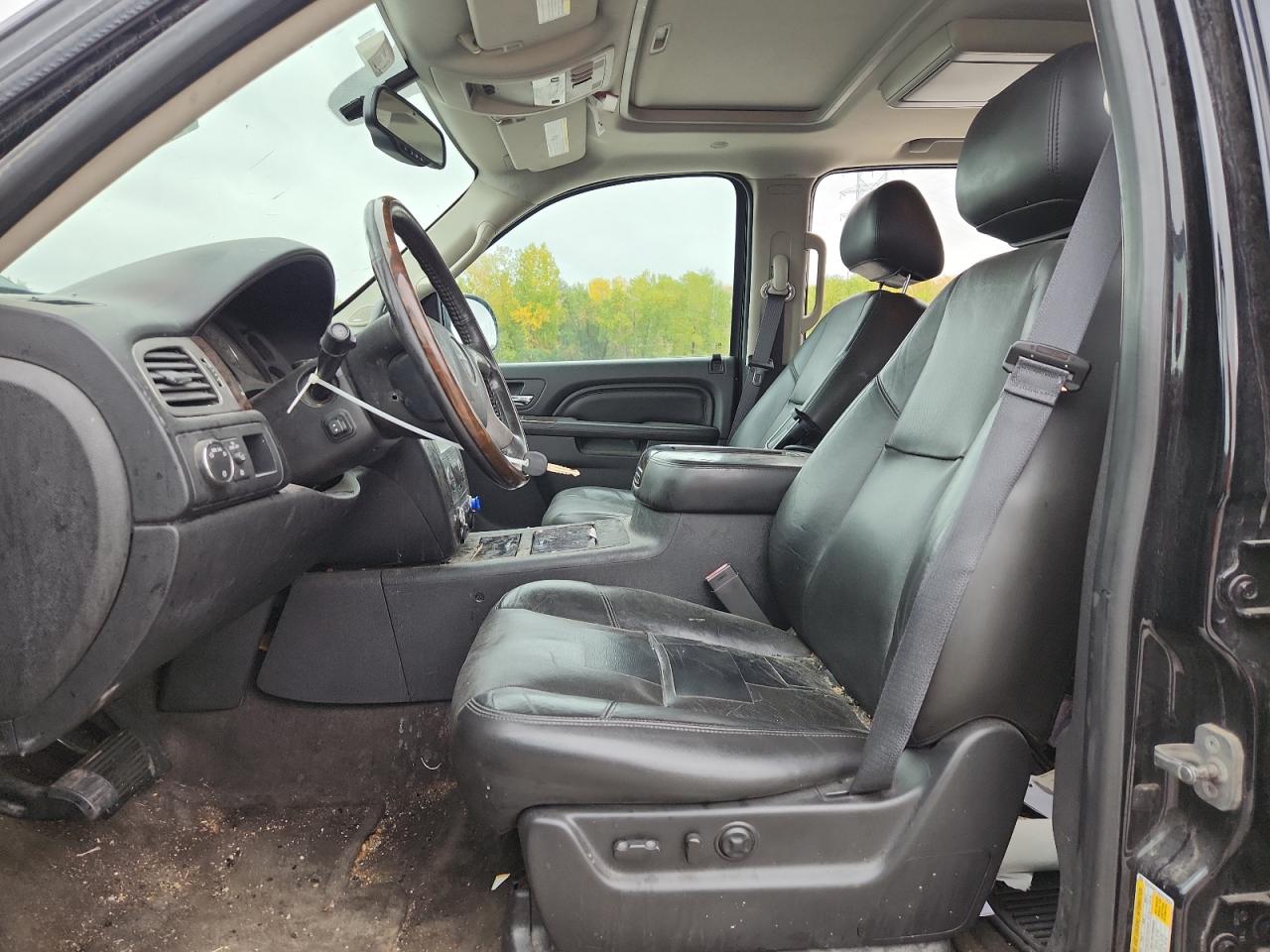 2013 GMC Yukon Xl Denali VIN: 1GKS2MEF4DR275254 Lot: 81961795