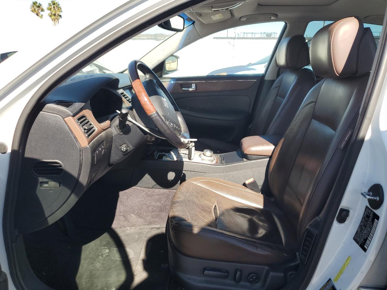 2011 Hyundai Genesis 4.6L VIN: KMHGC4DF7BU116380 Lot: 90407335