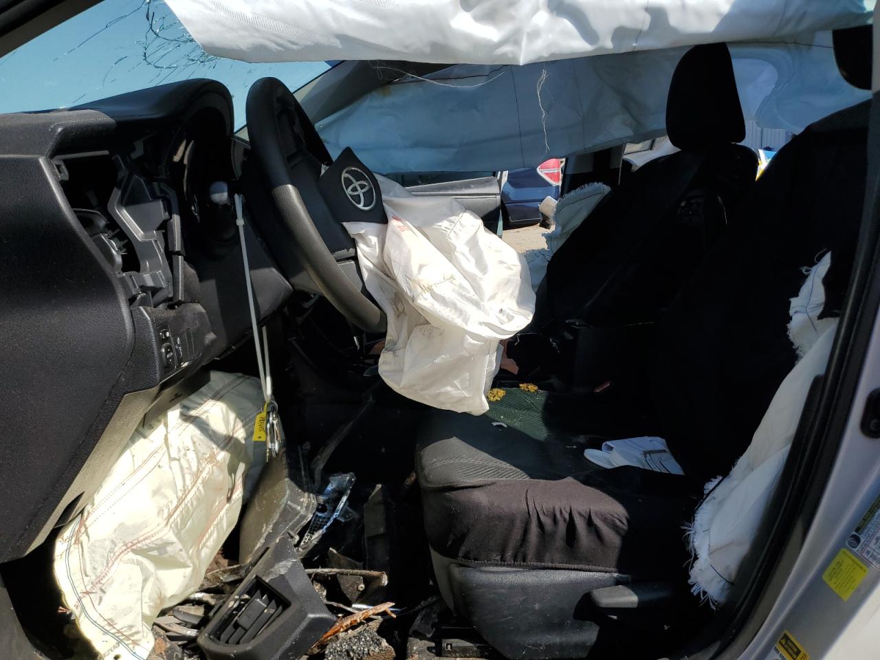 2015 Toyota Corolla L VIN: 2T1BURHE9FC317730 Lot: 89646435