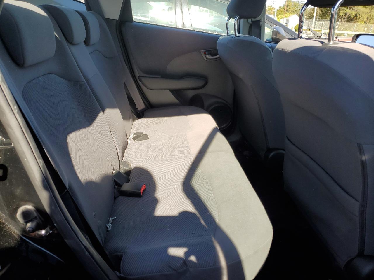 2010 Honda Fit VIN: JHMGE8H21AS011744 Lot: 86524685