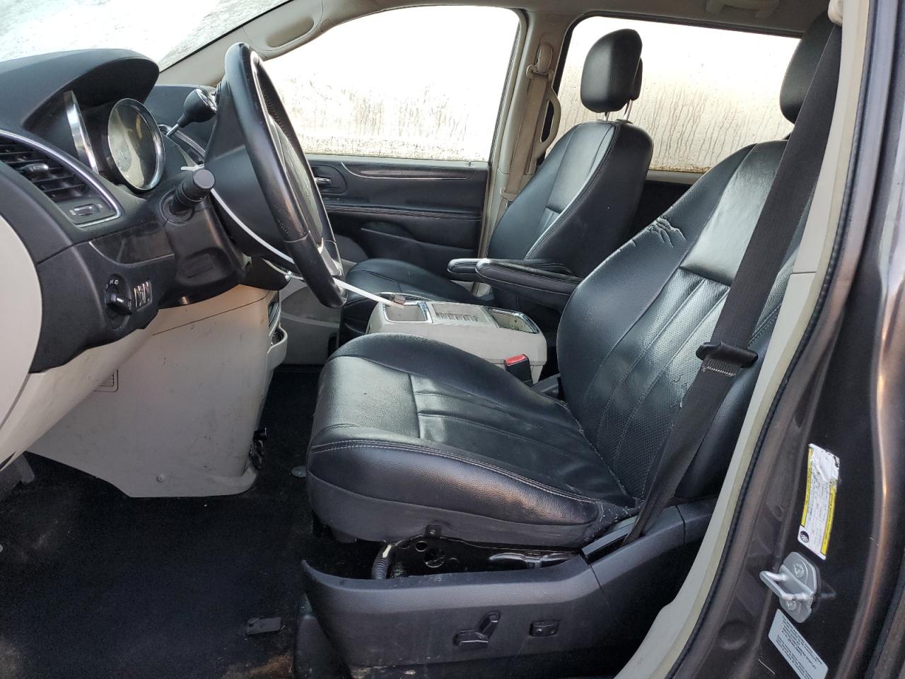 2015 Chrysler Town & Country Touring VIN: 2C4RC1BGXFR537780 Lot: 82740335