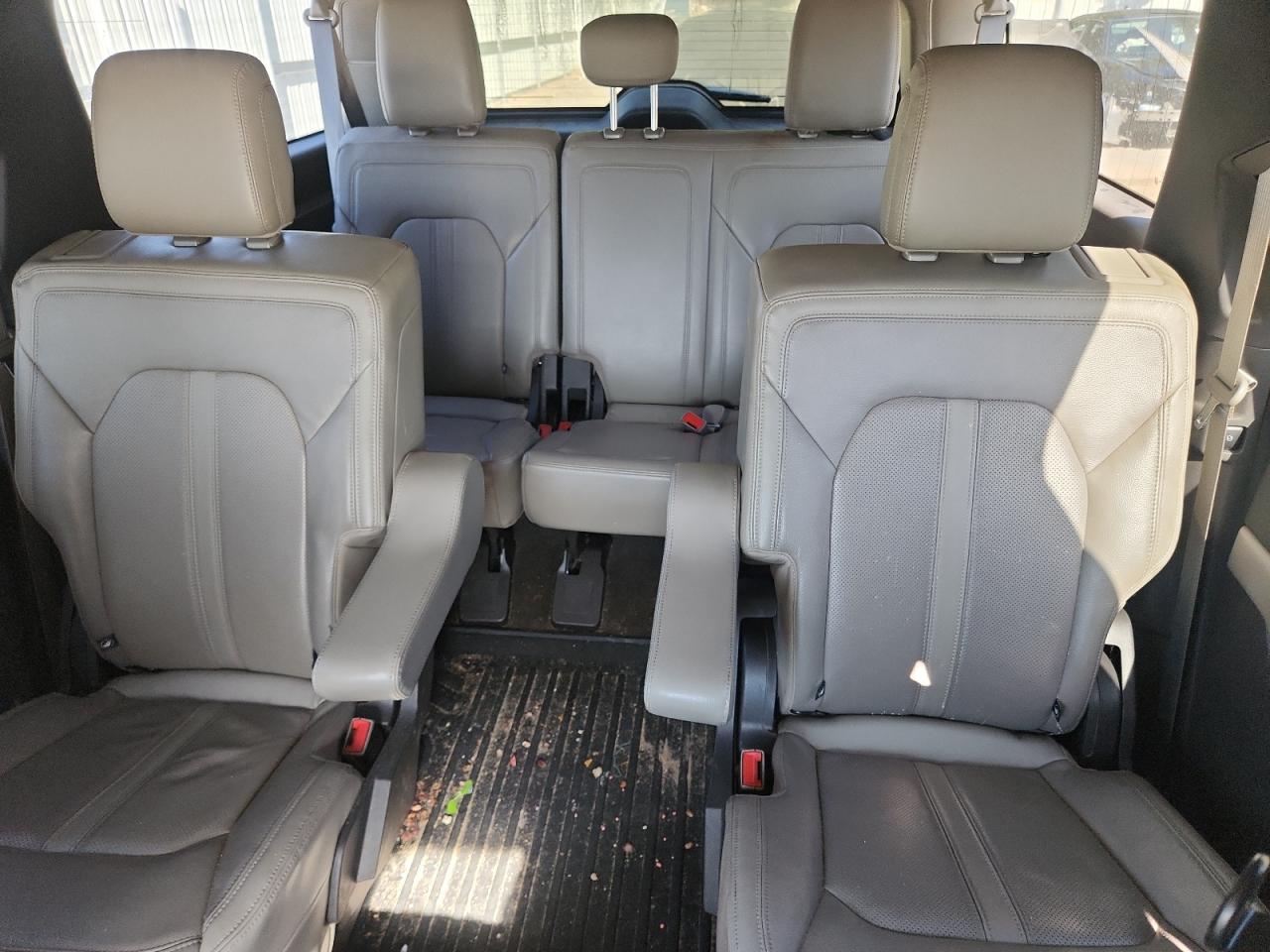 2018 Ford Expedition Max Limited VIN: 1FMJK1KT5JEA38500 Lot: 90862895