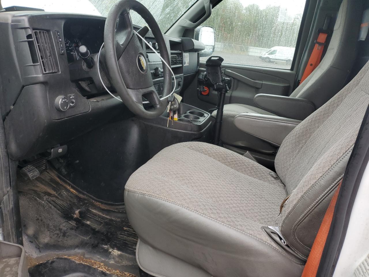 2017 Chevrolet Express G2500 VIN: 1GCWGAF14H1179662 Lot: 86744095