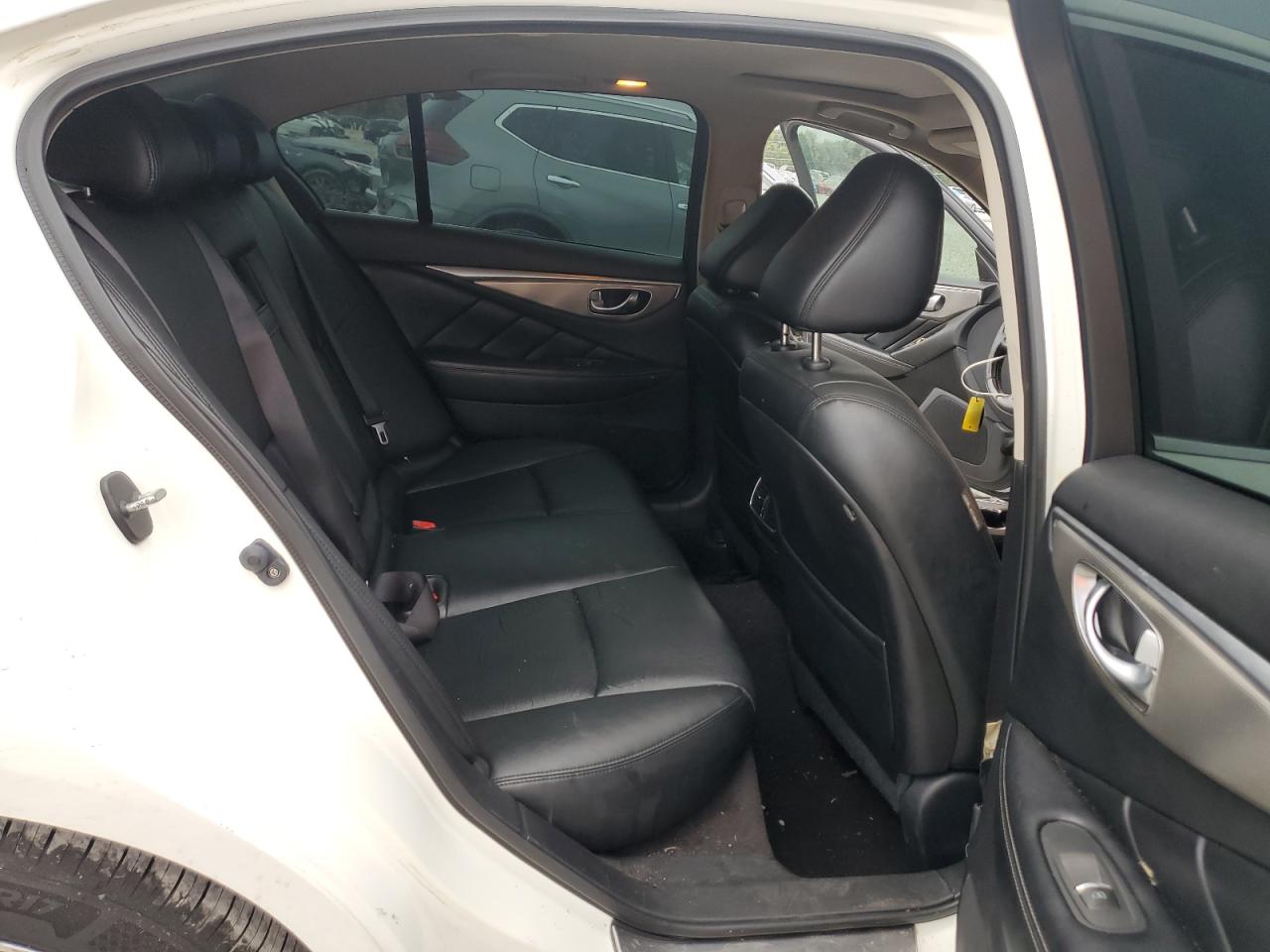 2015 Infiniti Q50 Base VIN: JN1BV7AP4FM331795 Lot: 82335545