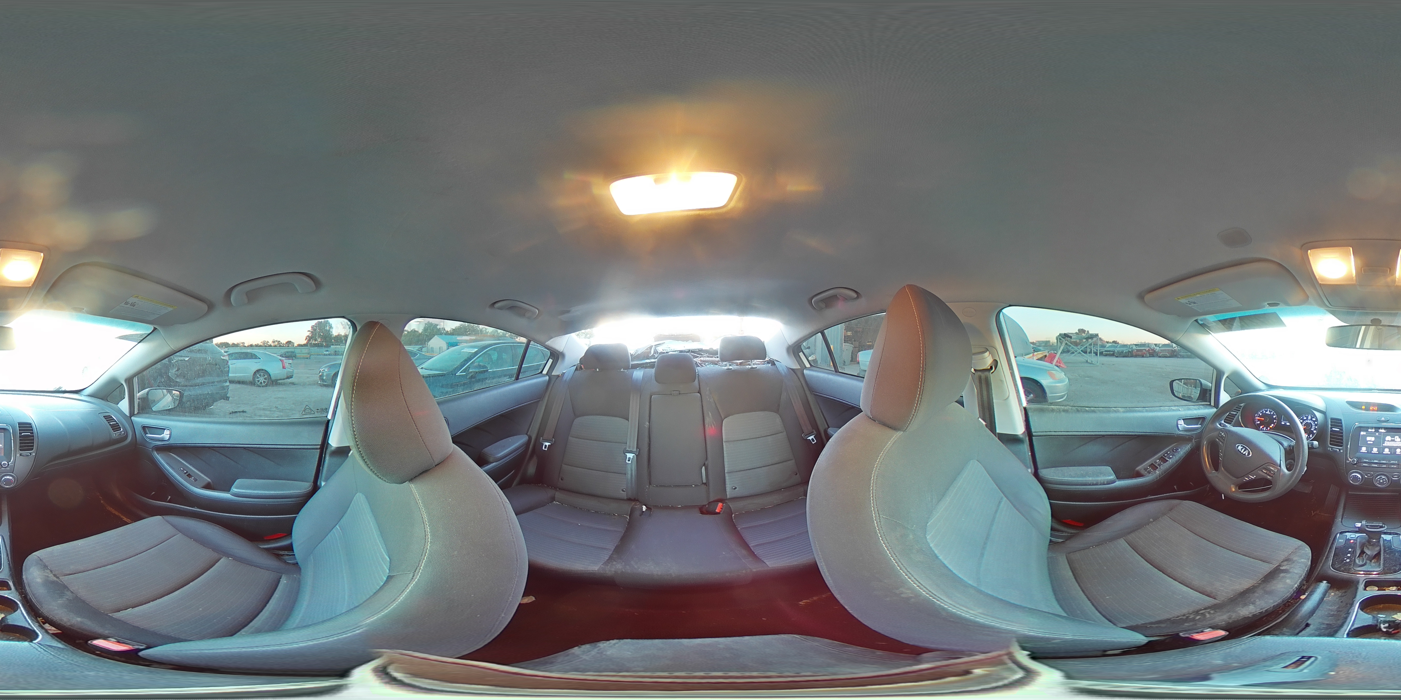 2018 Kia Forte Lx VIN: 3KPFL4A79JE230195 Lot: 82215255