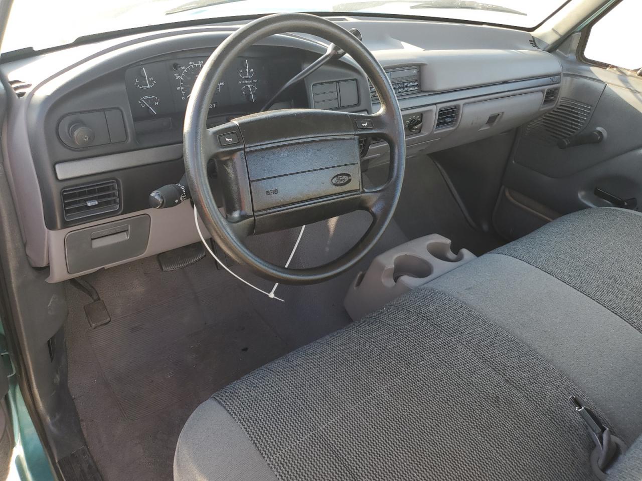 1995 Ford F150 VIN: 1FTEF15NXSNB50136 Lot: 87230895