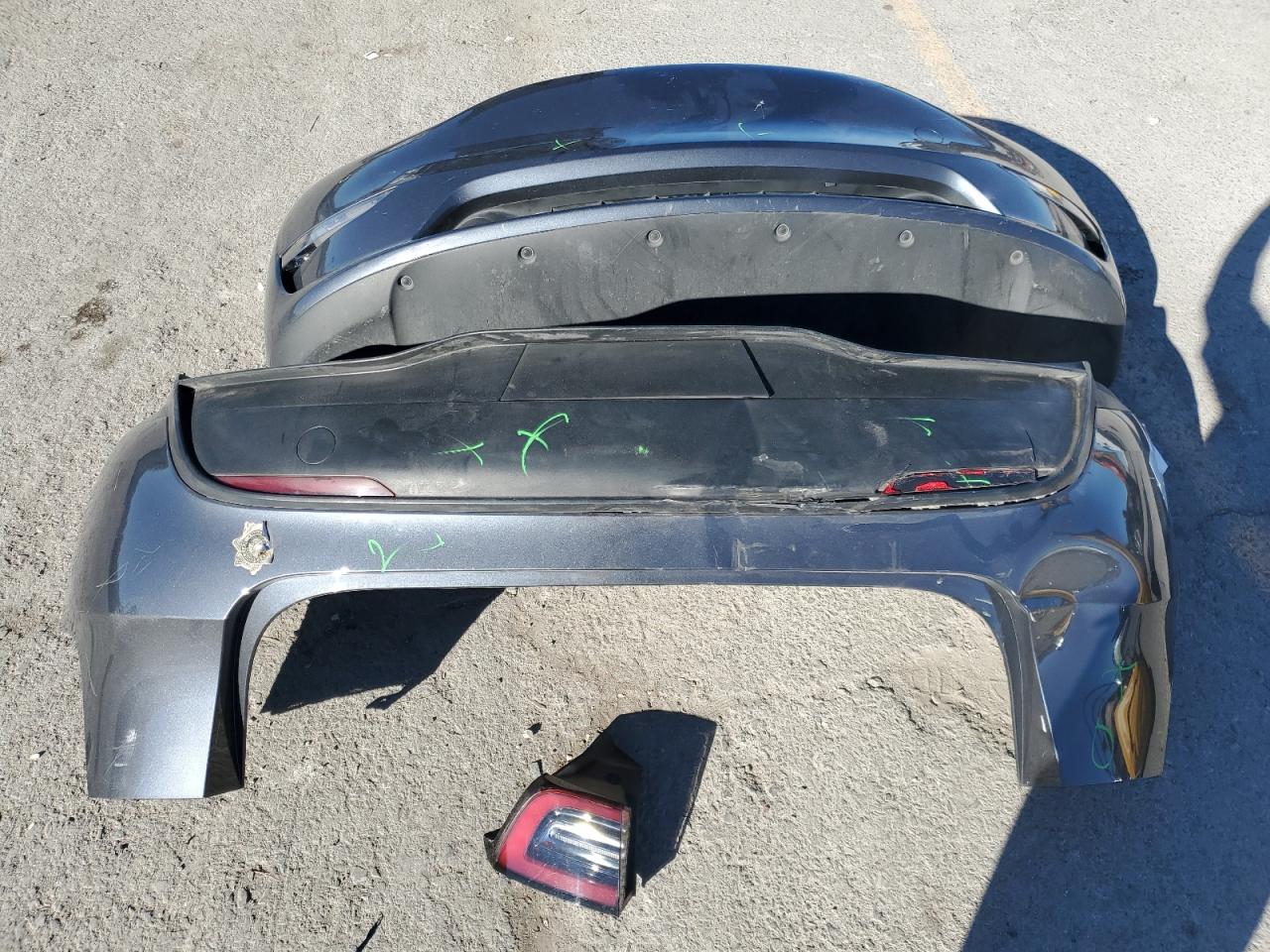 2023 Tesla Model Y VIN: 7SAYGDEE6PF929327 Lot: 90849255