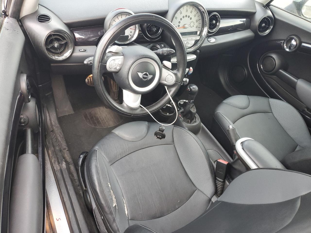 2008 Mini Cooper S VIN: WMWMF73528TV37346 Lot: 82590765