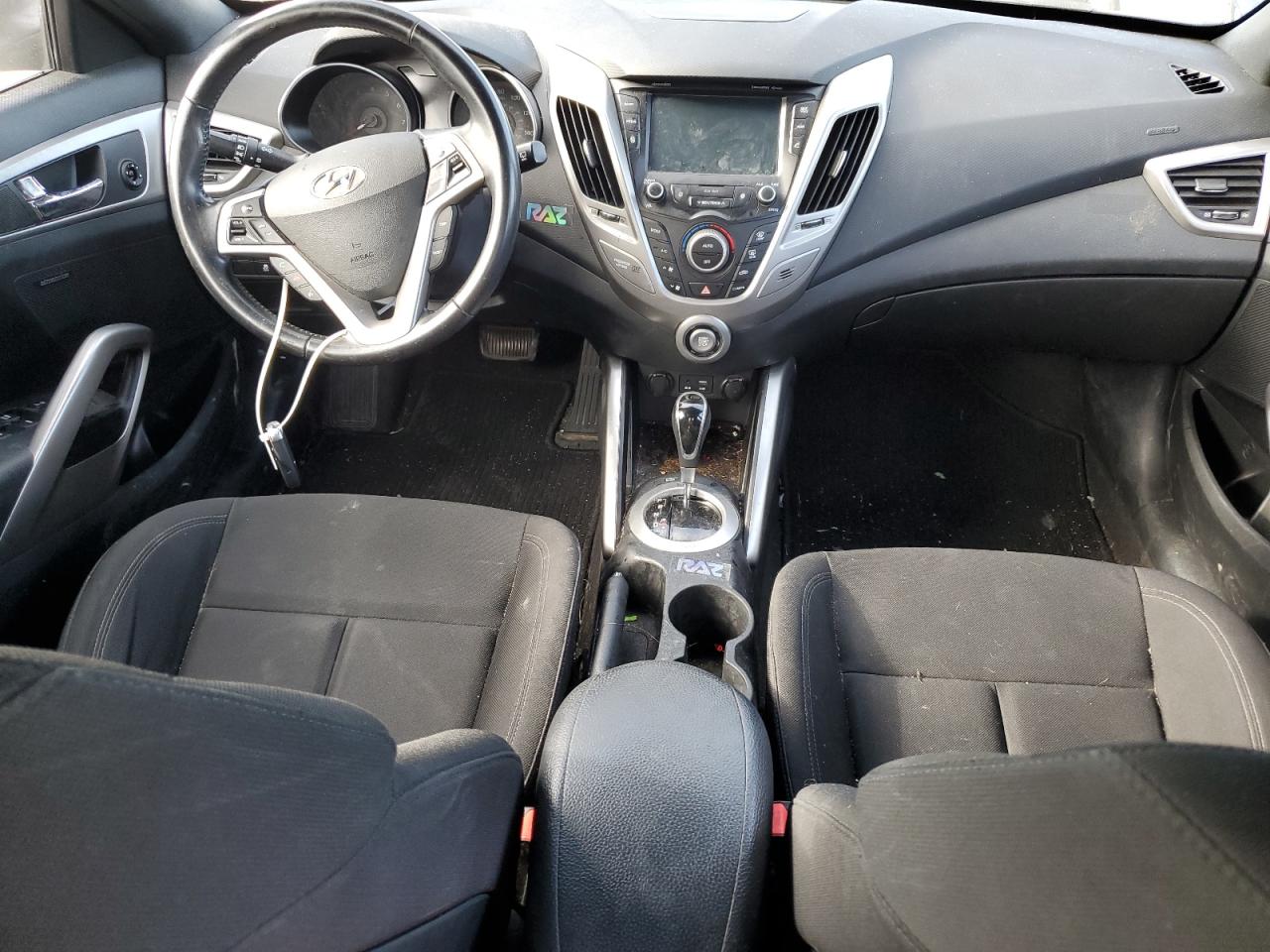 2017 Hyundai Veloster VIN: KMHTC6AD5HU323016 Lot: 85169095