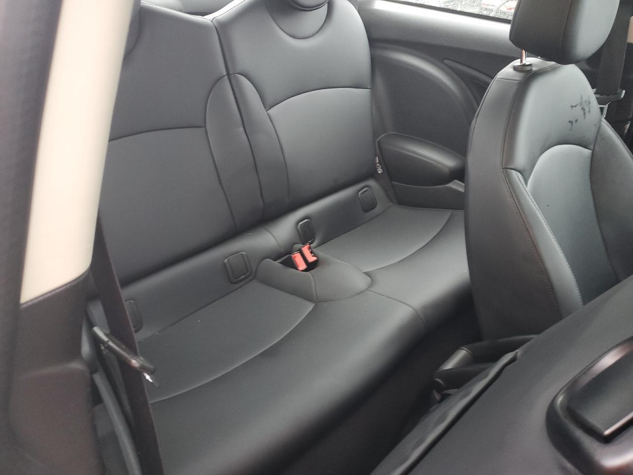 2011 Mini Cooper S VIN: WMWSV3C59BTY11121 Lot: 84941235