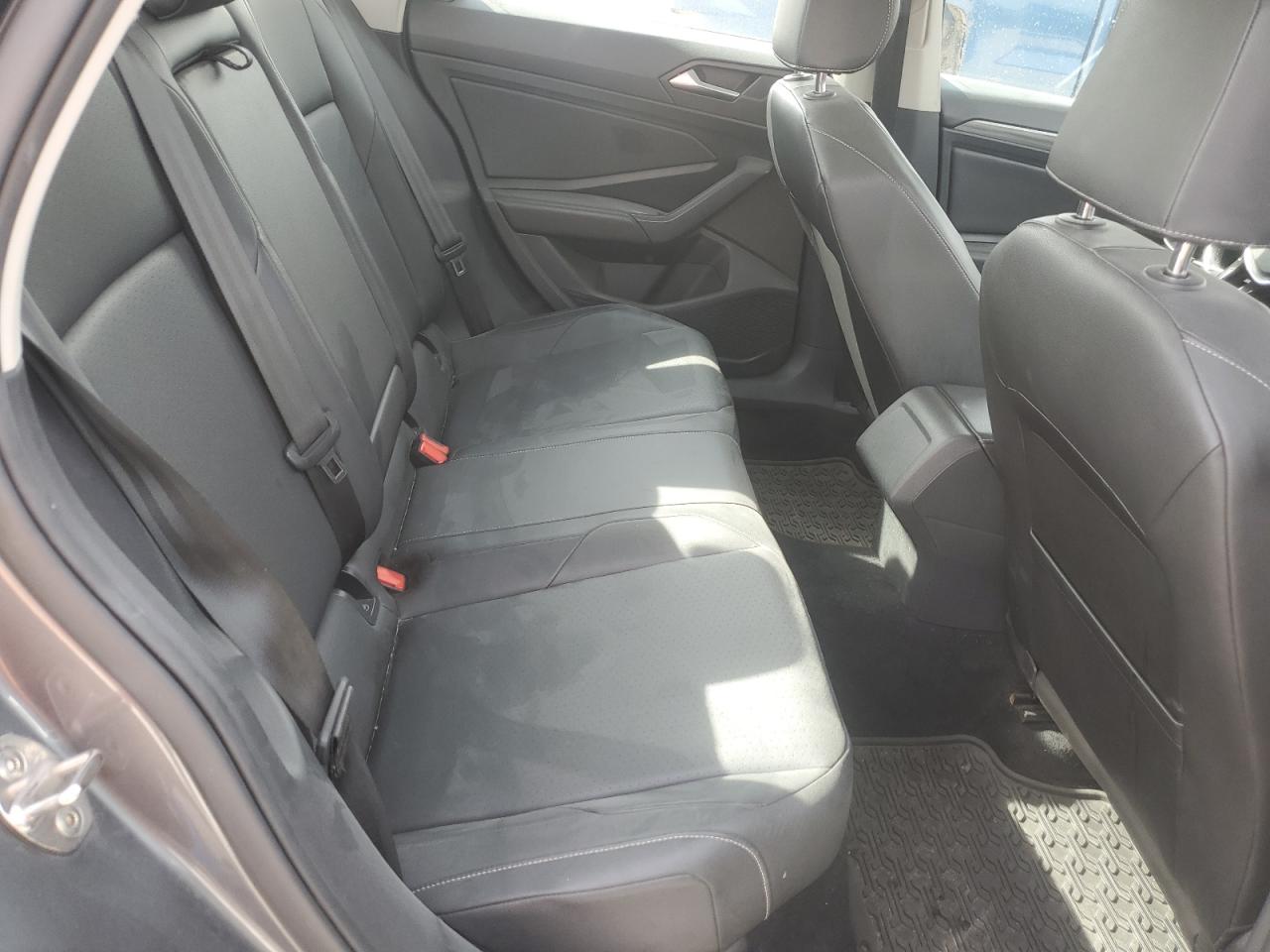 2019 Volkswagen Jetta Sel VIN: 3VWE57BUXKM106436 Lot: 83932635